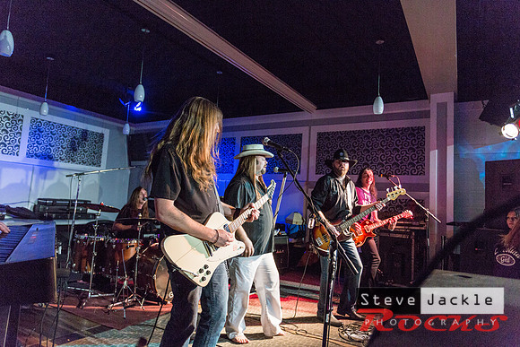 Like Steve Jackle Photography on facebook?  http://facebook.com/