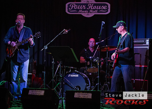 Monkeywrench played the Pour House in Raleigh 10/6/2015