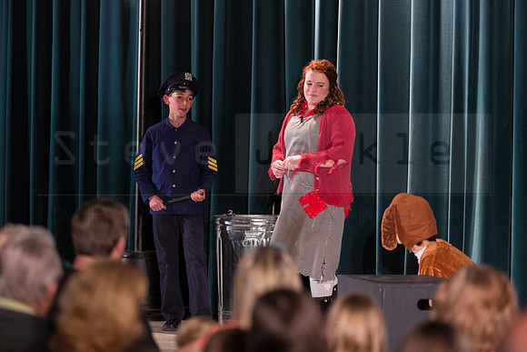 Hilburn Academy: Annie Jr. Friday Night
