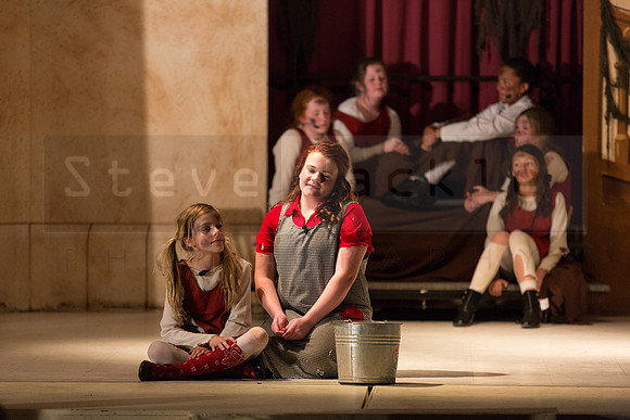 Hilburn Academy: Annie Jr. Friday Night