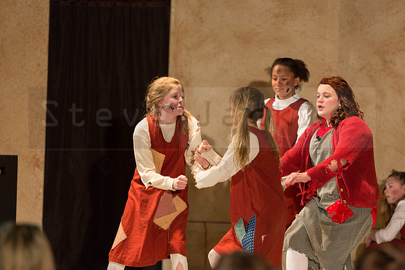 Hilburn Academy: Annie Jr. Friday Night