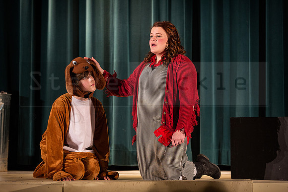 Hilburn Academy: Annie Jr. Friday Night