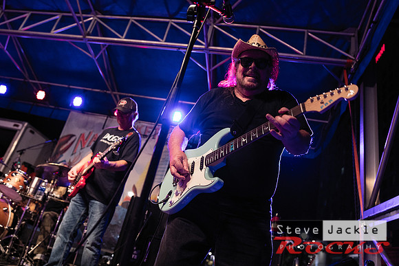 Nantucket Band:  Ray Price Bikefest 2017