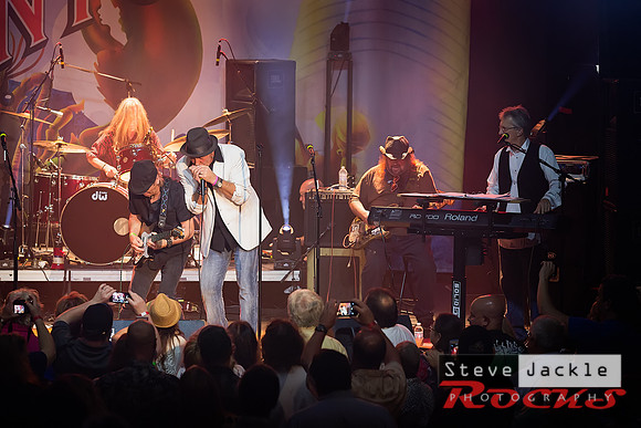 The Nantucket band played the Lincoln Theatre in Raleigh, NC on
