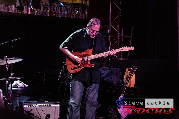 Bernie Petteway Electric Trio: Deep South Bar
