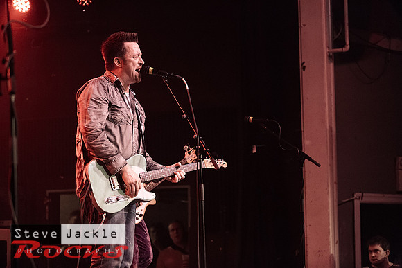Ross Miller - Lead Vocals, Guitar