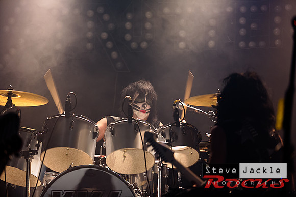 Strutter KISS tribute band at Lincoln Theatre.