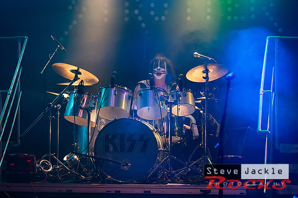 Strutter KISS tribute band at Lincoln Theatre.