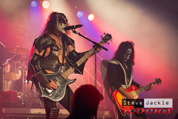 Strutter KISS tribute band at Lincoln Theatre.