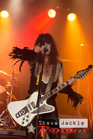 Strutter KISS tribute band at Lincoln Theatre.