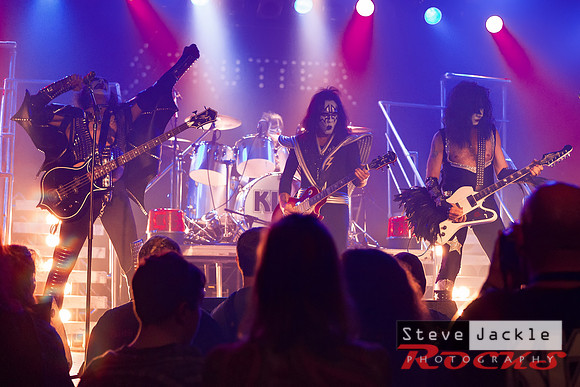Strutter KISS tribute band at Lincoln Theatre.