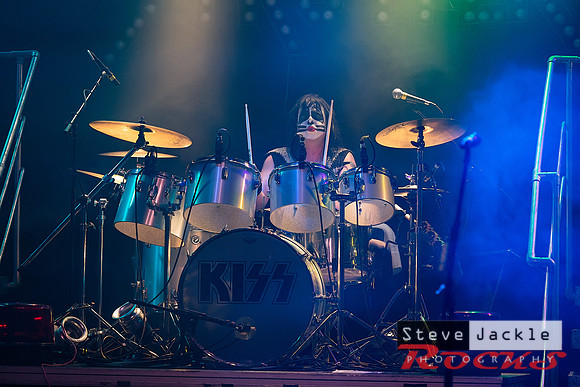 Strutter KISS tribute band at Lincoln Theatre.