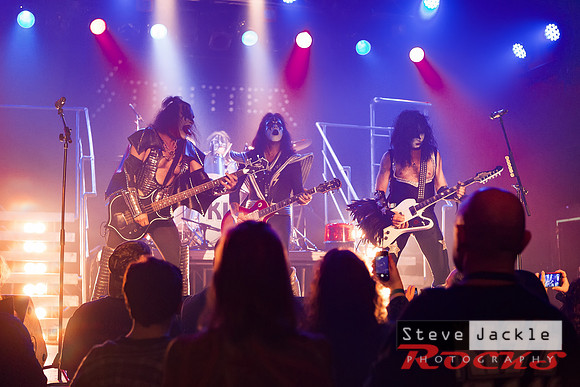 Strutter KISS tribute band at Lincoln Theatre.
