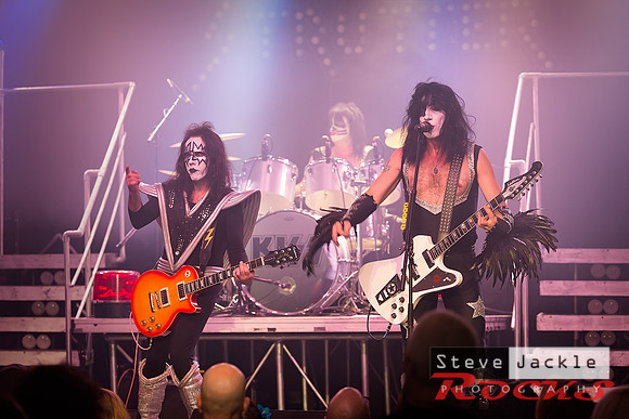 Strutter KISS tribute band at Lincoln Theatre.