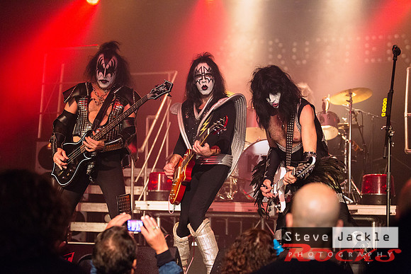Strutter KISS tribute band at Lincoln Theatre.