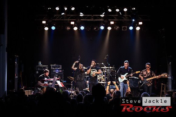 Doby live at Lincoln Theatre May 2017