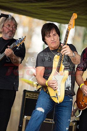 Don Stacy: guitar