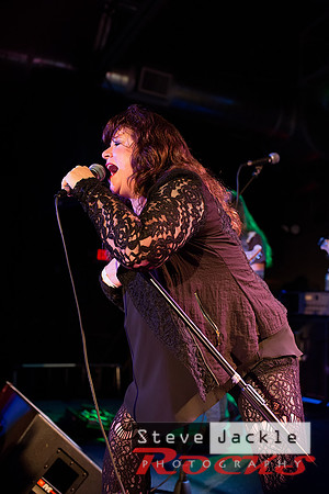 Stacey Winn:  vocals