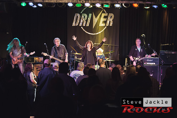 Hard rock Driver band rocks the Raleigh, NC crowd
