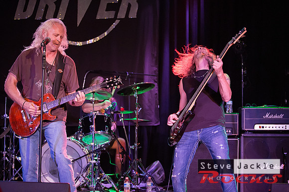 Todd Jackson: guitar/vocals  John Roebuck: Bass  Lexx Luthor Ban