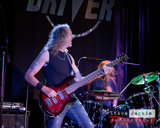 John Roebuck: bass Lexx Luthor Band