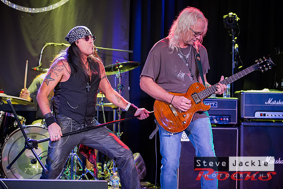 Tony Rock: lead vocals  Todd Jackson : guitar