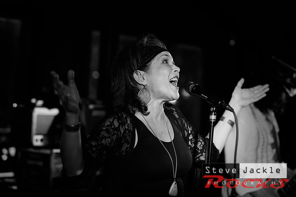 Donna Blue at Scooters Feb 2017