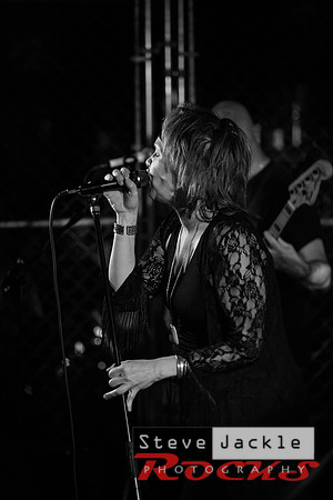 Donna Blue at Scooters Feb 2017