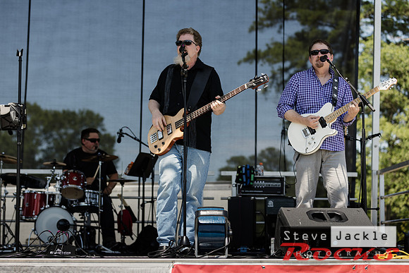 Night Shift Band: Cary Chowdown 2017