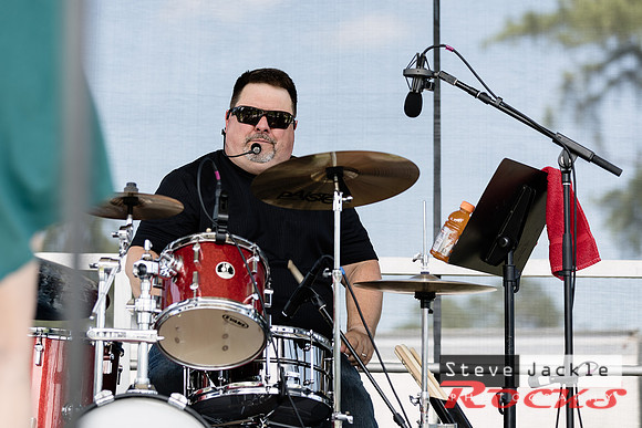 Night Shift Band: Cary Chowdown 2017