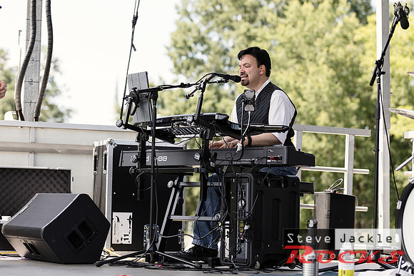 Night Shift Band: Cary Chowdown 2017