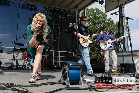 Night Shift Band: Cary Chowdown 2017