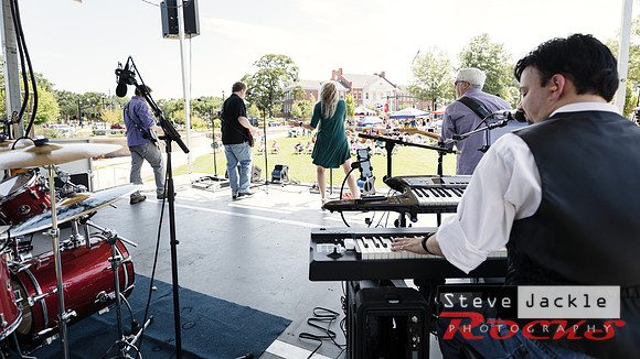 Night Shift Band: Cary Chowdown 2017