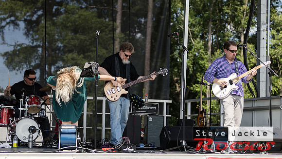 Night Shift Band: Cary Chowdown 2017