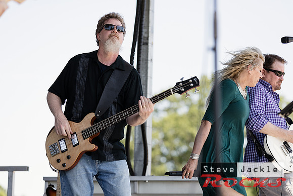 Night Shift Band: Cary Chowdown 2017