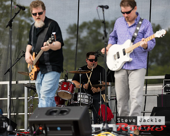 Night Shift Band: Cary Chowdown 2017