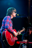 Singer/Songwriter Ashley LaRue