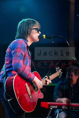 Singer/Songwriter Ashley LaRue